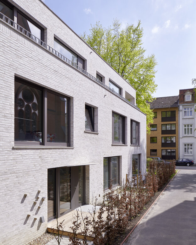 Wohnhaus Schmarjestraße Wohnhaus Schmarjestraße